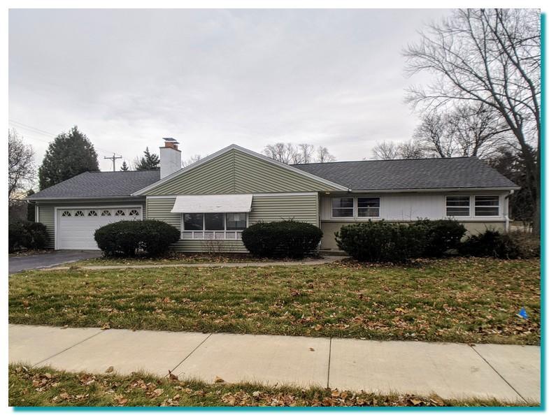 11627 W Center St, Wauwatosa, WI 53222