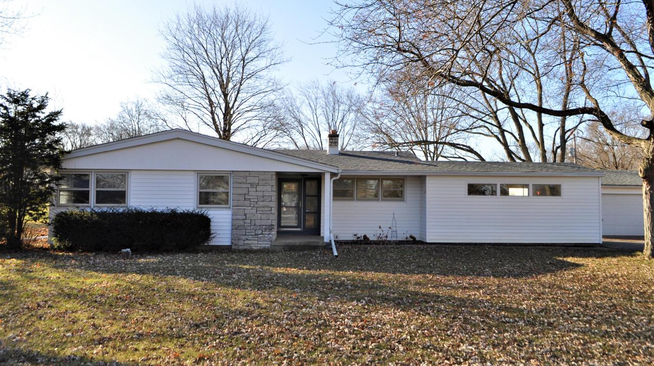 13807 W Green Meadow Dr., New Berlin, WI 53151