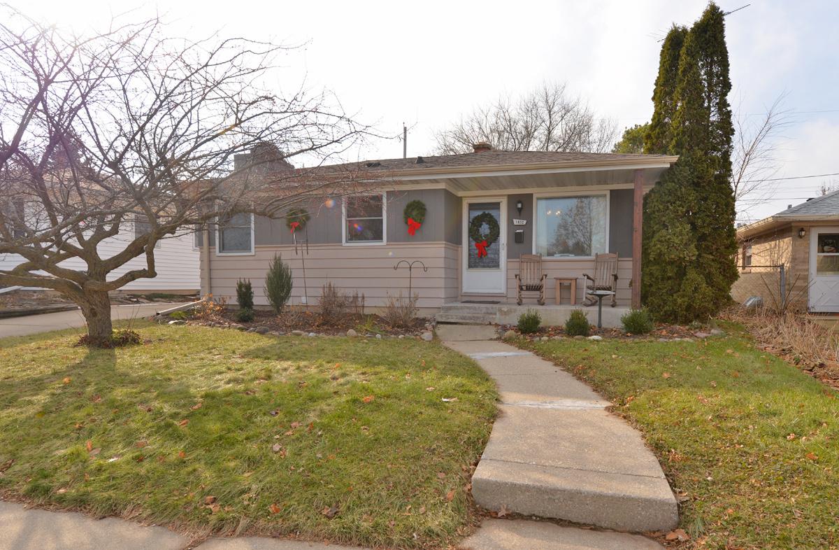 1832 Neptune Ave., Racine, WI 53404