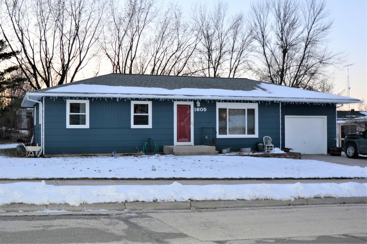 1605 Jackson St., New Holstein, WI 53061