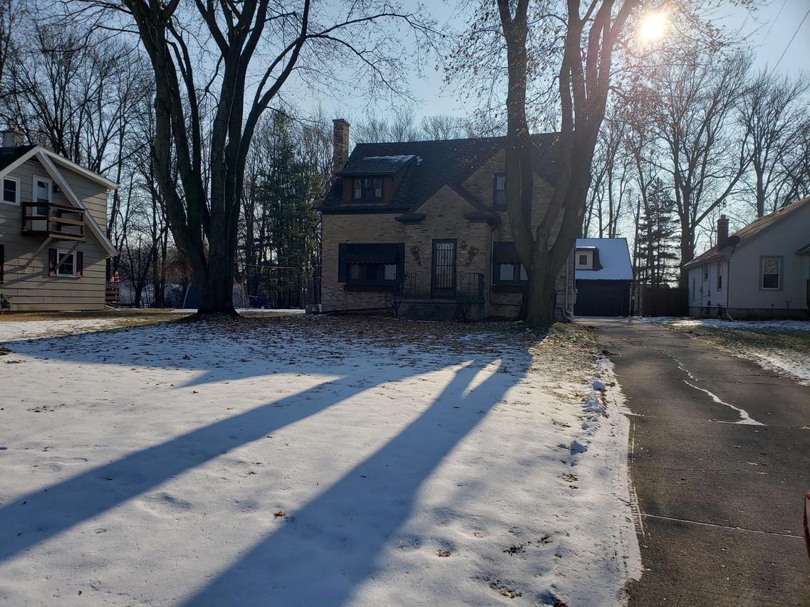 4029 Waldo Blvd., Manitowoc, WI 54220