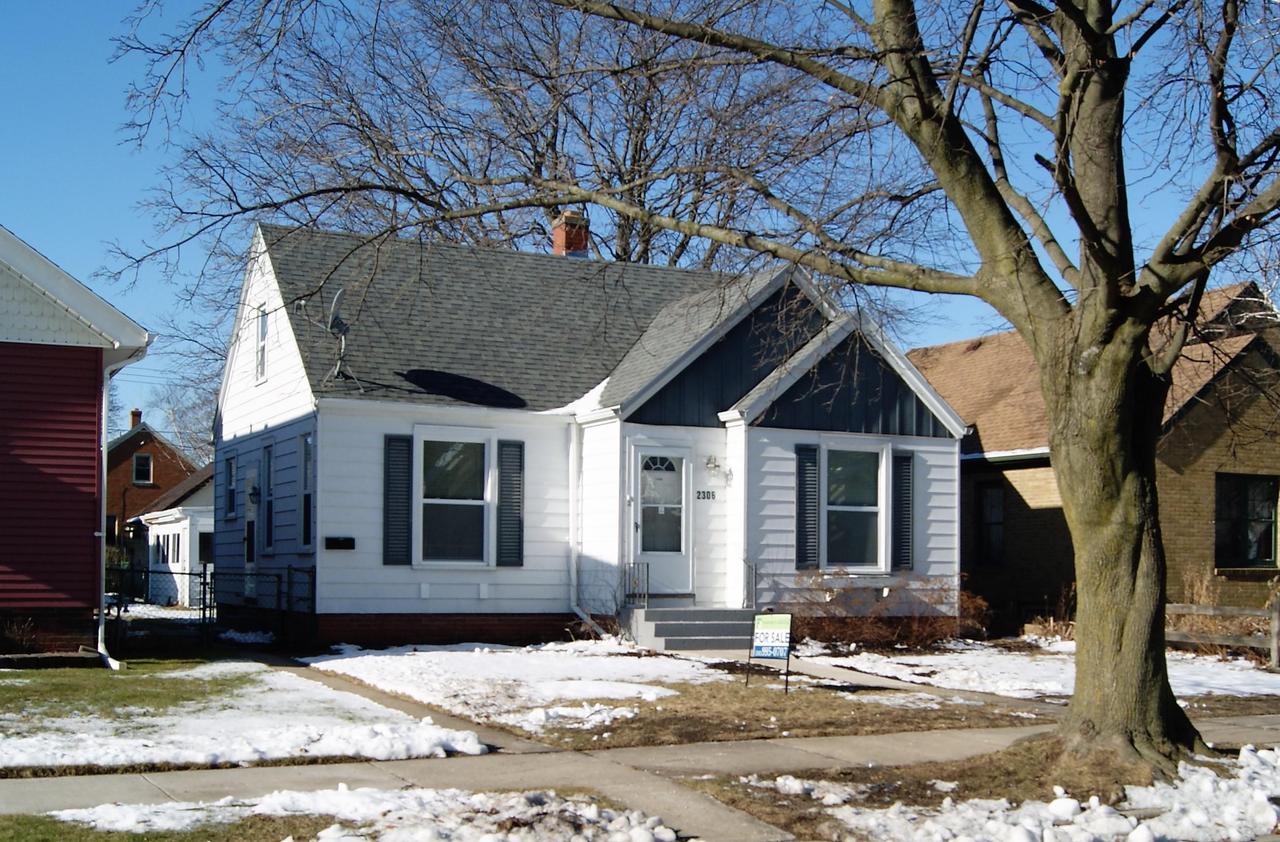 2306 St Clair St., Racine, WI 53402