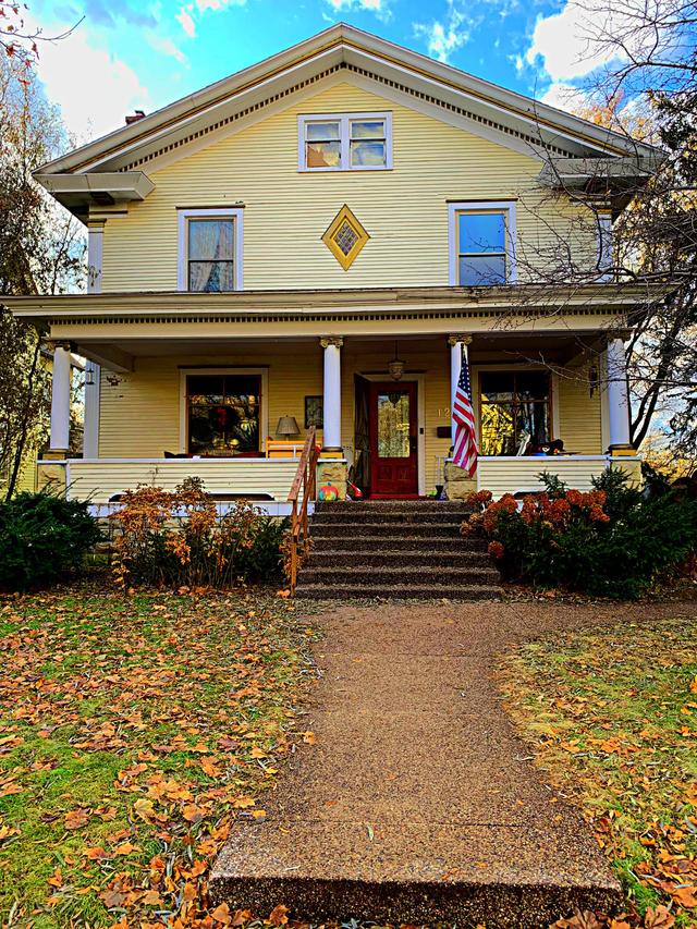 120 13th St, La Crosse, WI 54601