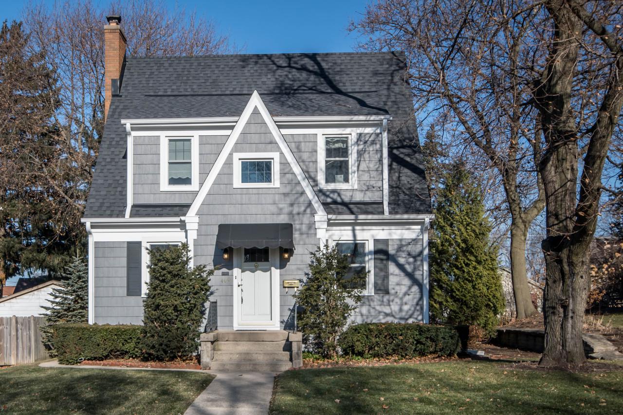 400 Windsor Dr, Waukesha, WI 53186