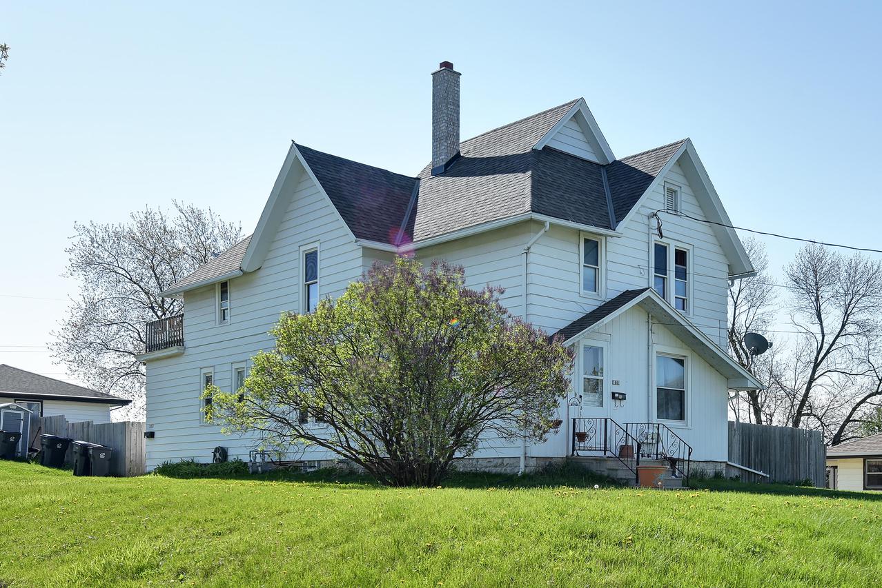 1601 Highland Ave, Waukesha, WI 53186