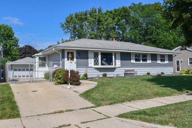 3609 S 95th St., Milwaukee, WI 53228