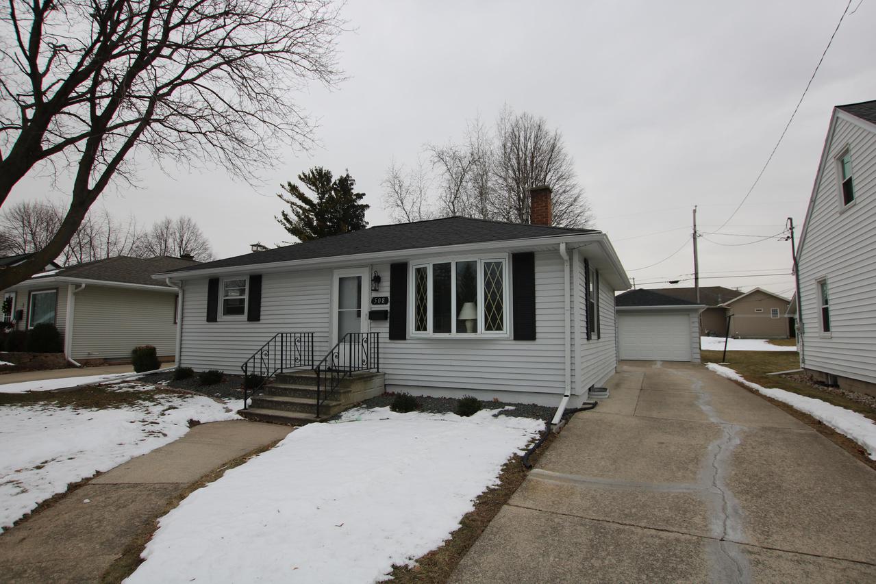 508 E 10th St, Fond Du Lac, WI 54935