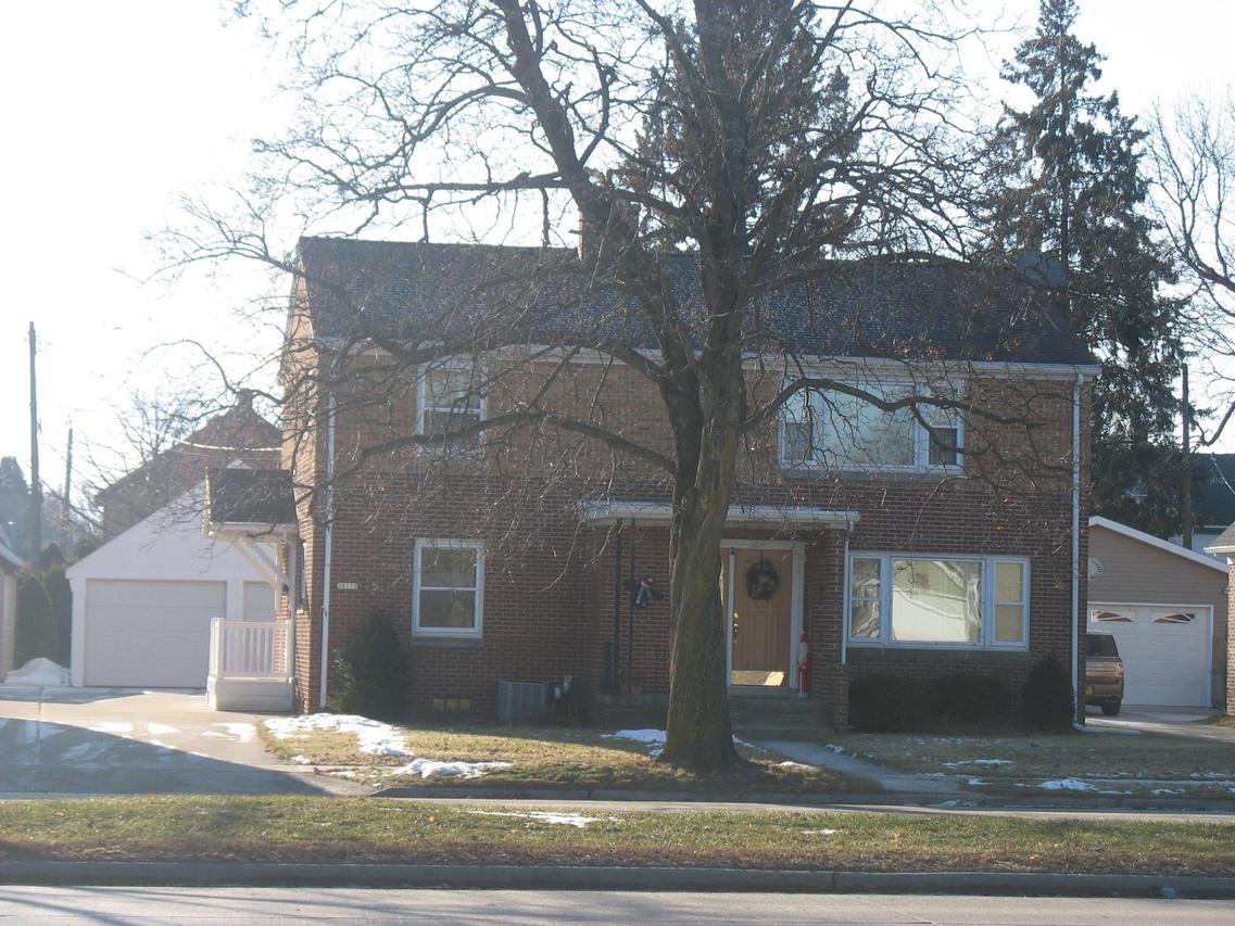 1817 Waldo Blvd., Manitowoc, WI 54220