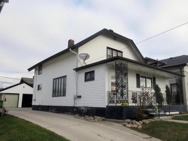 2606 Meadow Ln., Manitowoc, WI 54220