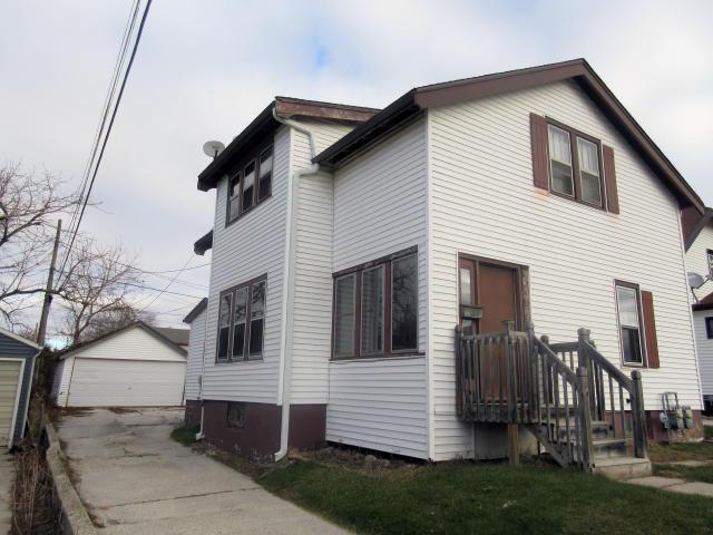 2610 Meadow Ln., Manitowoc, WI 54220
