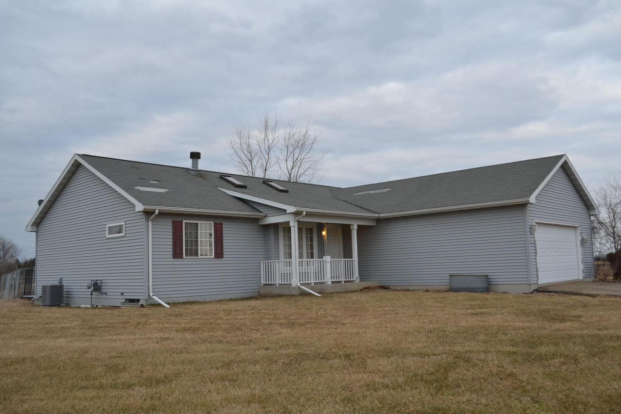 21546 Schroeder Rd., Dover, WI 53139