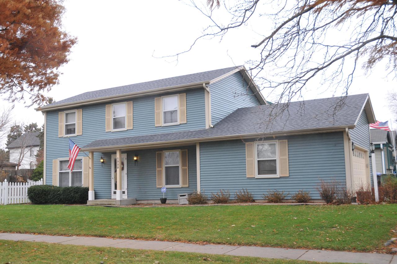 1325 W Abbott Ave, Milwaukee, WI 53221