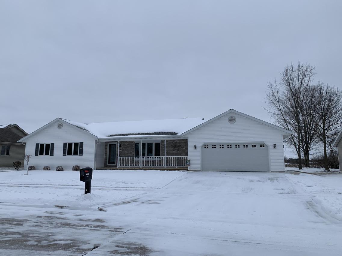 4528 E Whitetail, Manitowoc, WI 54220