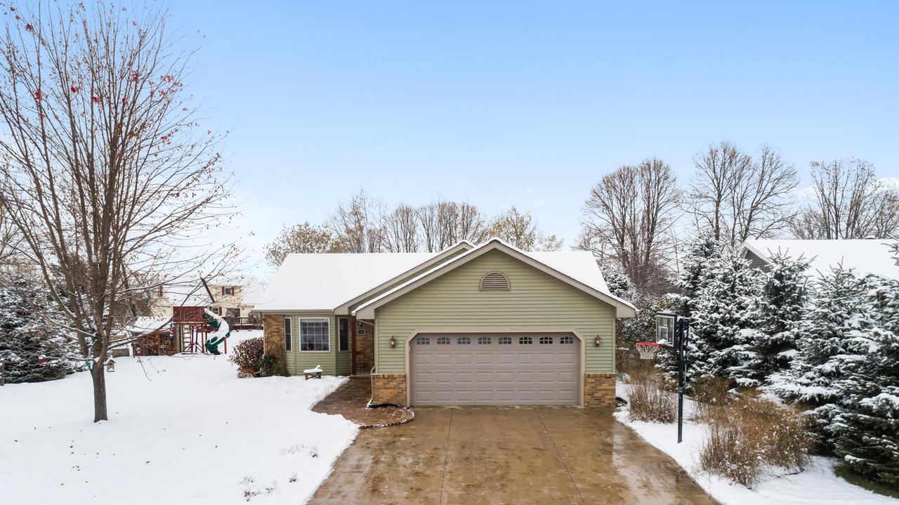 232 Kuehl Dr., Iron Ridge, WI 53035