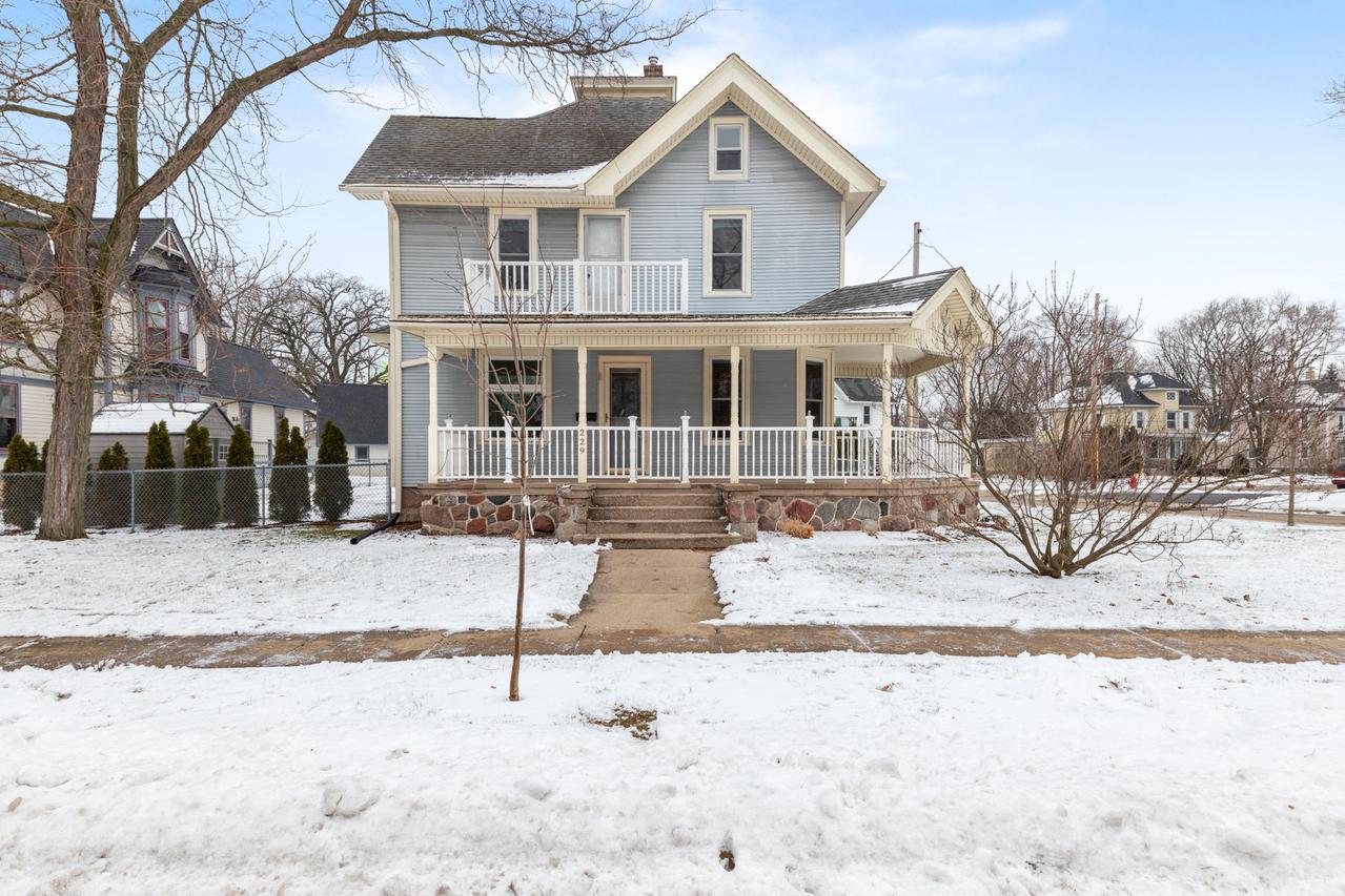 229 Grand Ave., Mukwonago, WI 53149