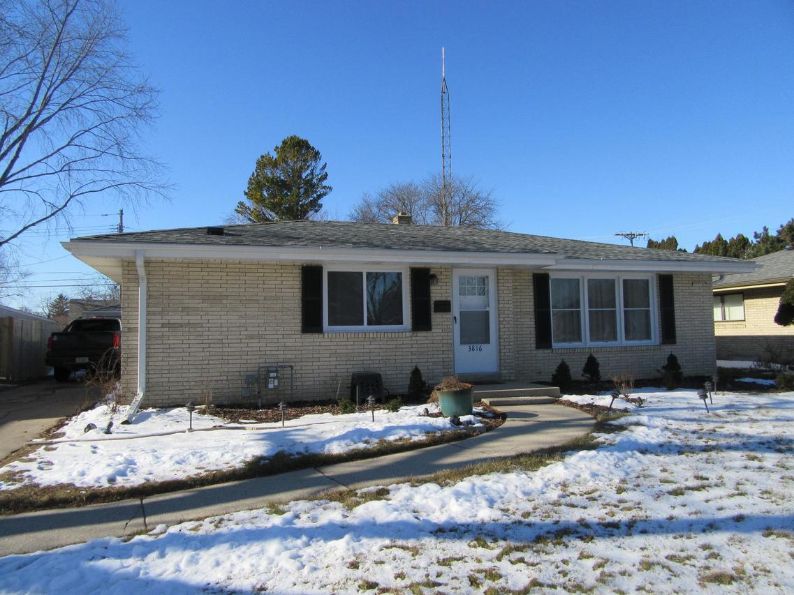 3816 Erie St., Racine, WI 53402