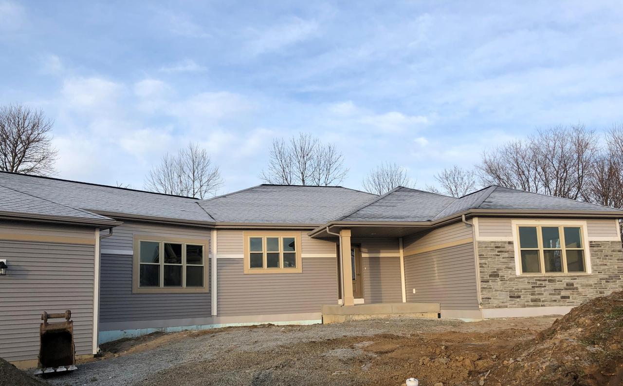 404 Prairie Ct., Watertown, WI 53094