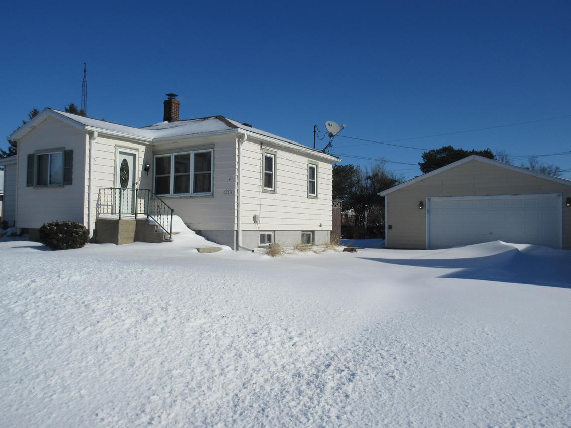 3051 90th St, Sturtevant, WI 53177