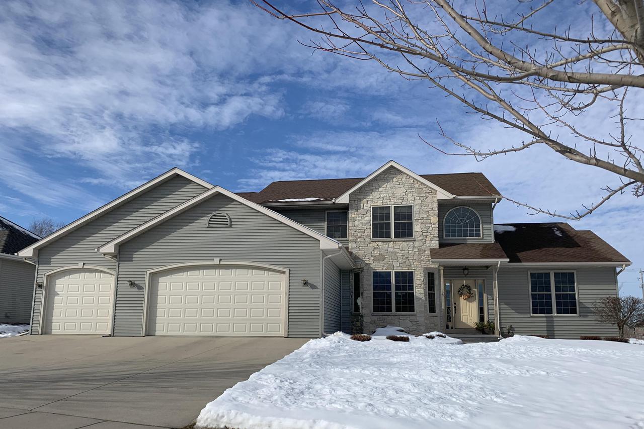 452 T Bird Dr., Fond Du Lac, WI 54935