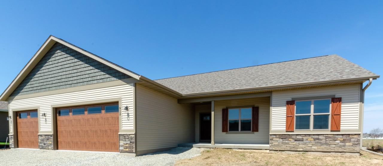 912 Casey Dr., Watertown, WI 53094