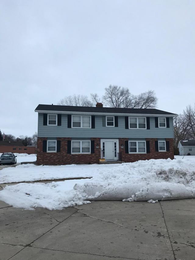 4422/4424 Knuell Ct., Manitowoc, WI 54220