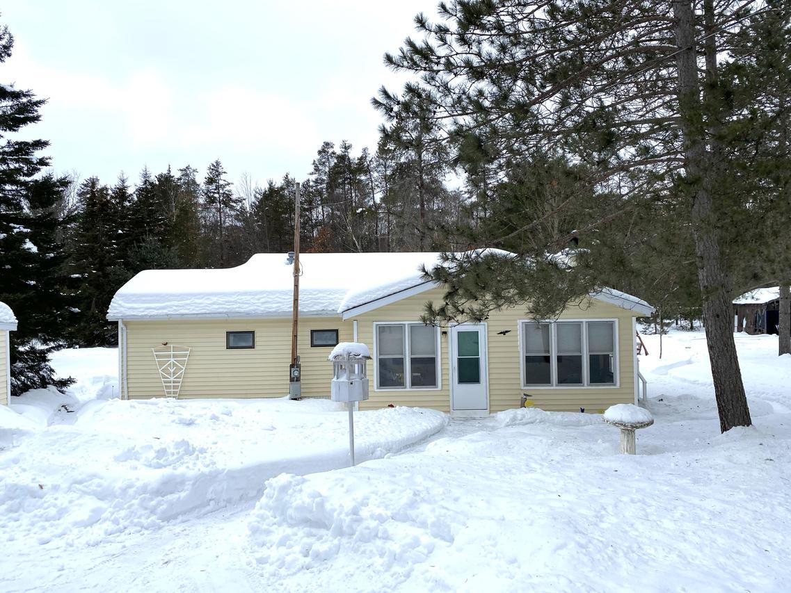 N11837 Deer Lake Rd., Athelstane, WI 54104