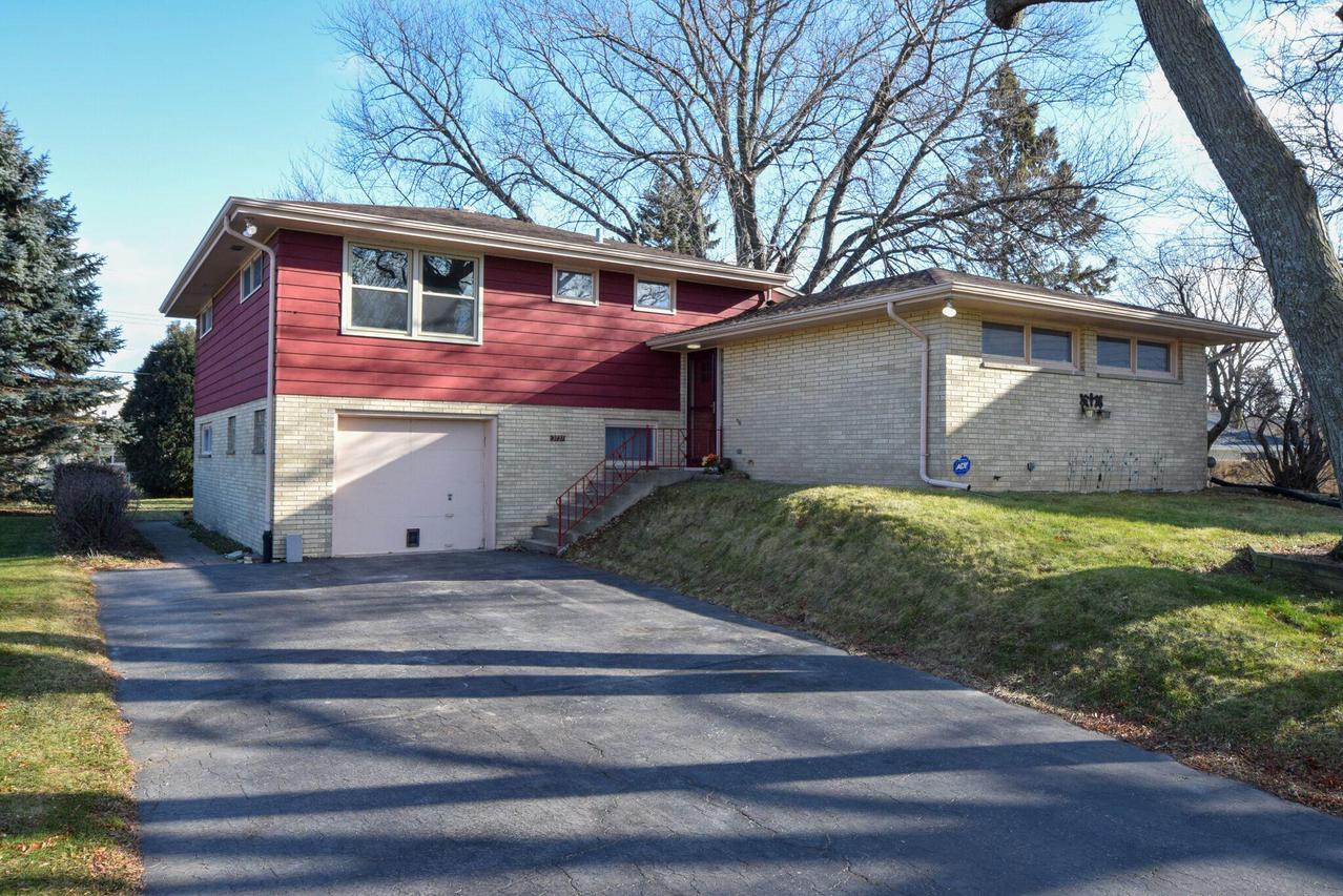 3737 N Wisconsin St., Racine, WI 53402