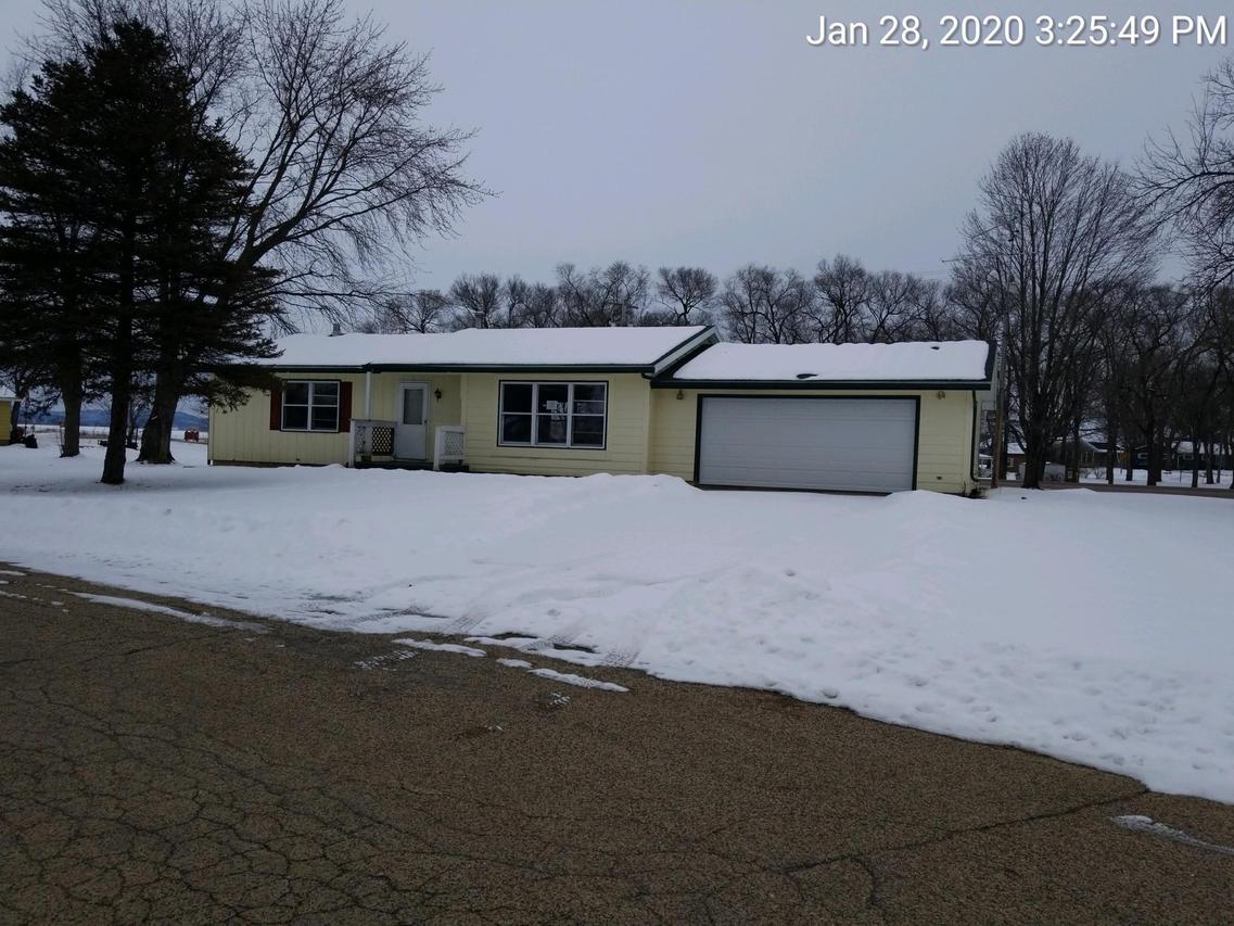 831 Goodman Ct, Sparta, WI 54656