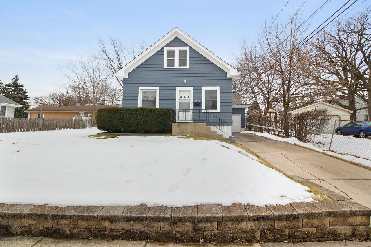 4611 15th St., Racine, WI 53405