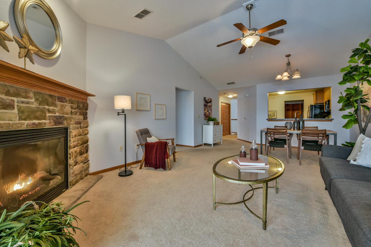 4805 S Forest Ridge Dr., New Berlin, WI 53151