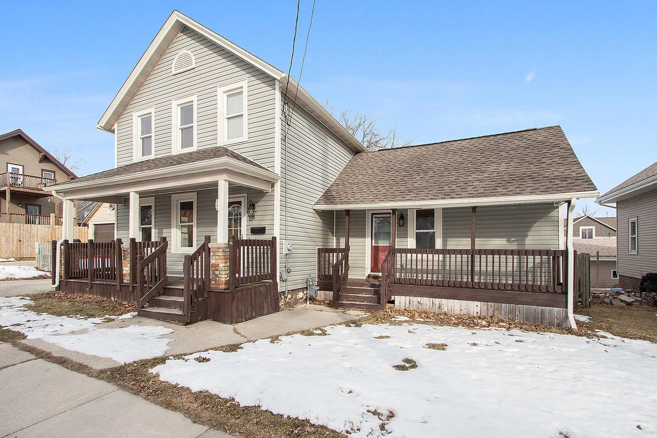2106 Clark St., Manitowoc, WI 54220