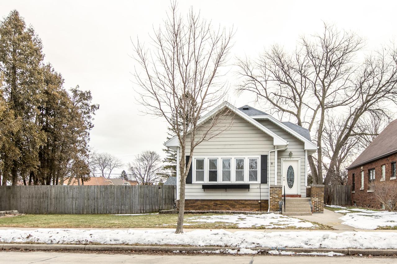 2719 Lasalle St., Racine, WI 53402