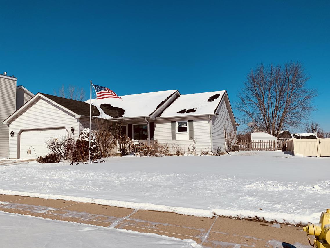 8520 Queensbury Ln., Sturtevant, WI 53177