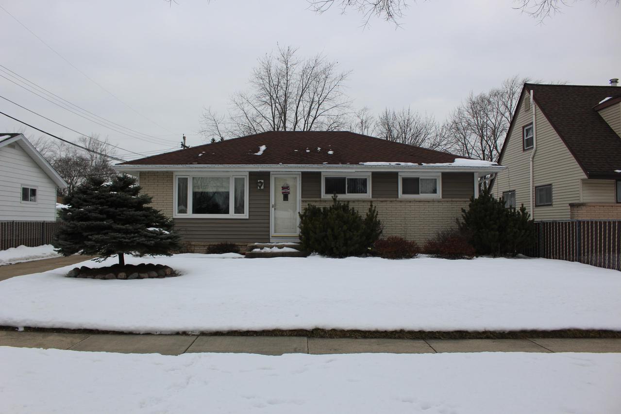 3610 W Parnell Ave., Milwaukee, WI 53221