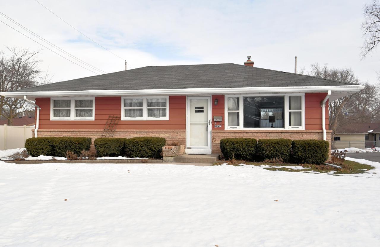 1240 Summit Ave., Waukesha, WI 53188