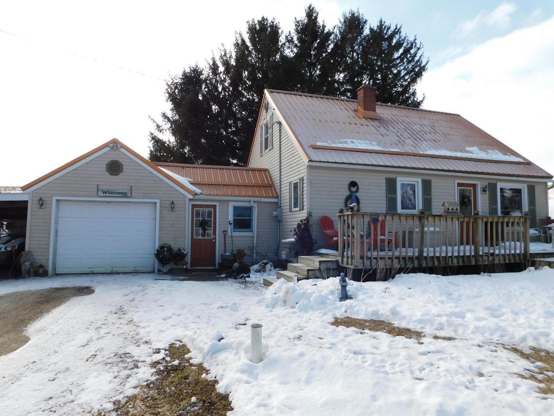 S6901 Traastad Rd., Franklin, WI 54665