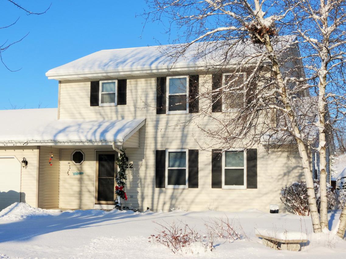 722 Oakfield St., West Bend, WI 53090