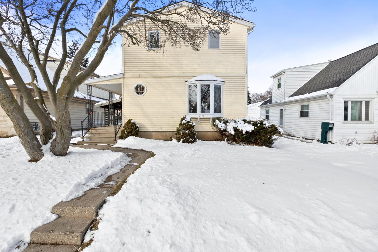 2859 S 68th St., Milwaukee, WI 53219