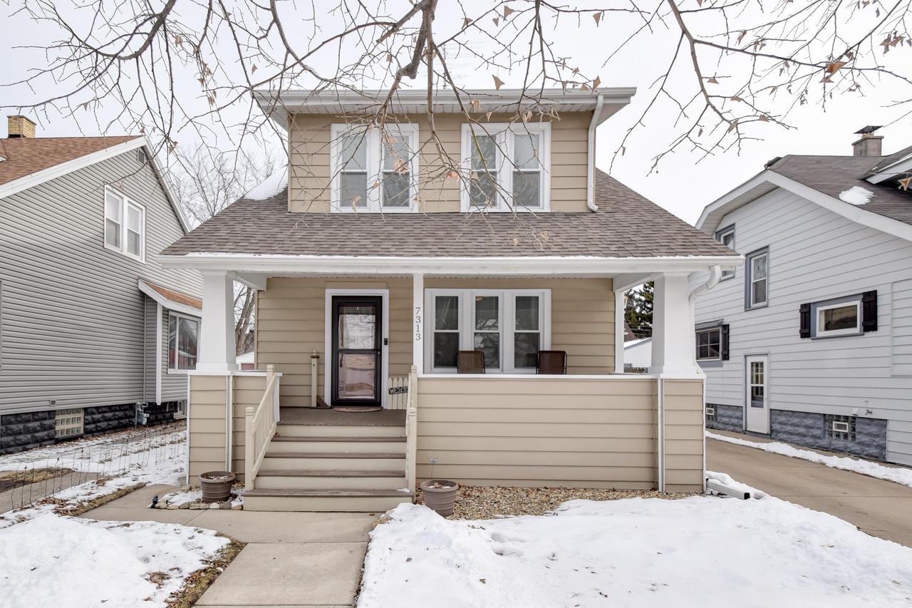 7313 31st Ave., Kenosha, WI 53142