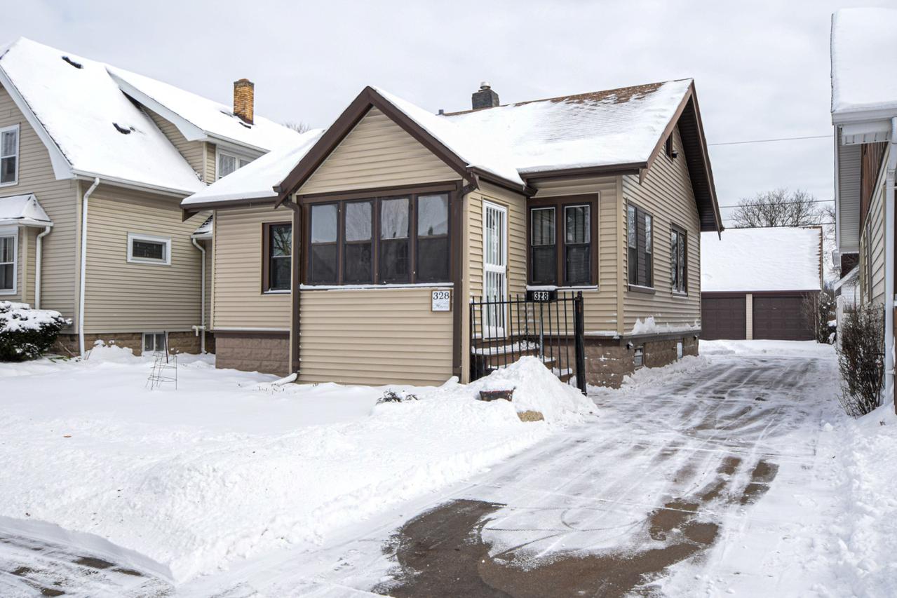 328 N 70th St., Wauwatosa, WI 53213