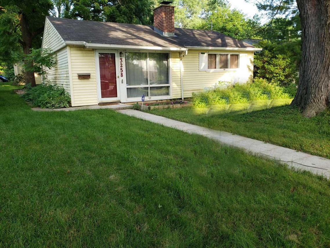 3258 N 84th St., Milwaukee, WI 53222