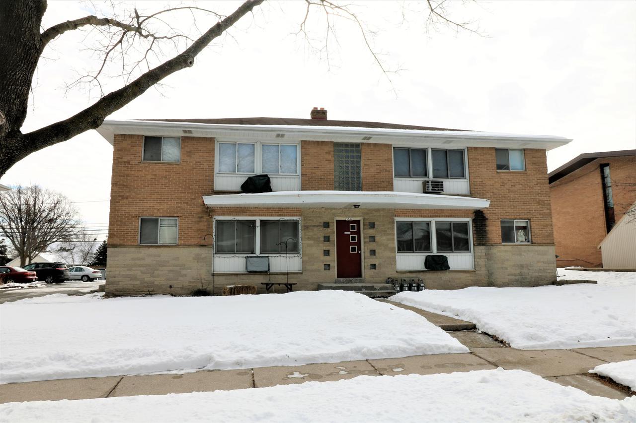 3301 W Iona Ter., Milwaukee, WI 53221
