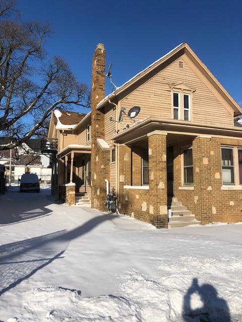 504 N Memorial Dr, Racine, WI 53404