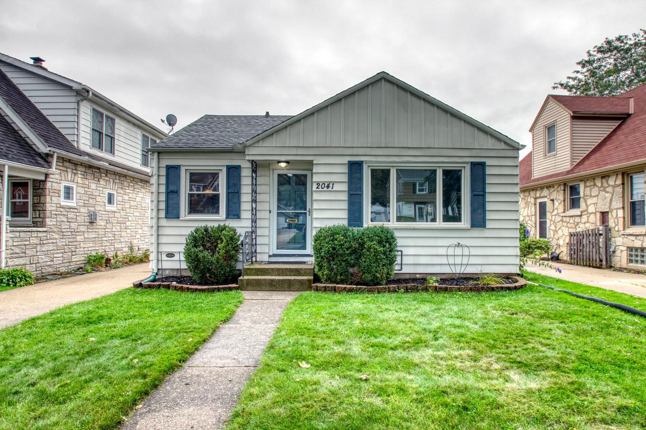 2041 N 85th St., Wauwatosa, WI 53226