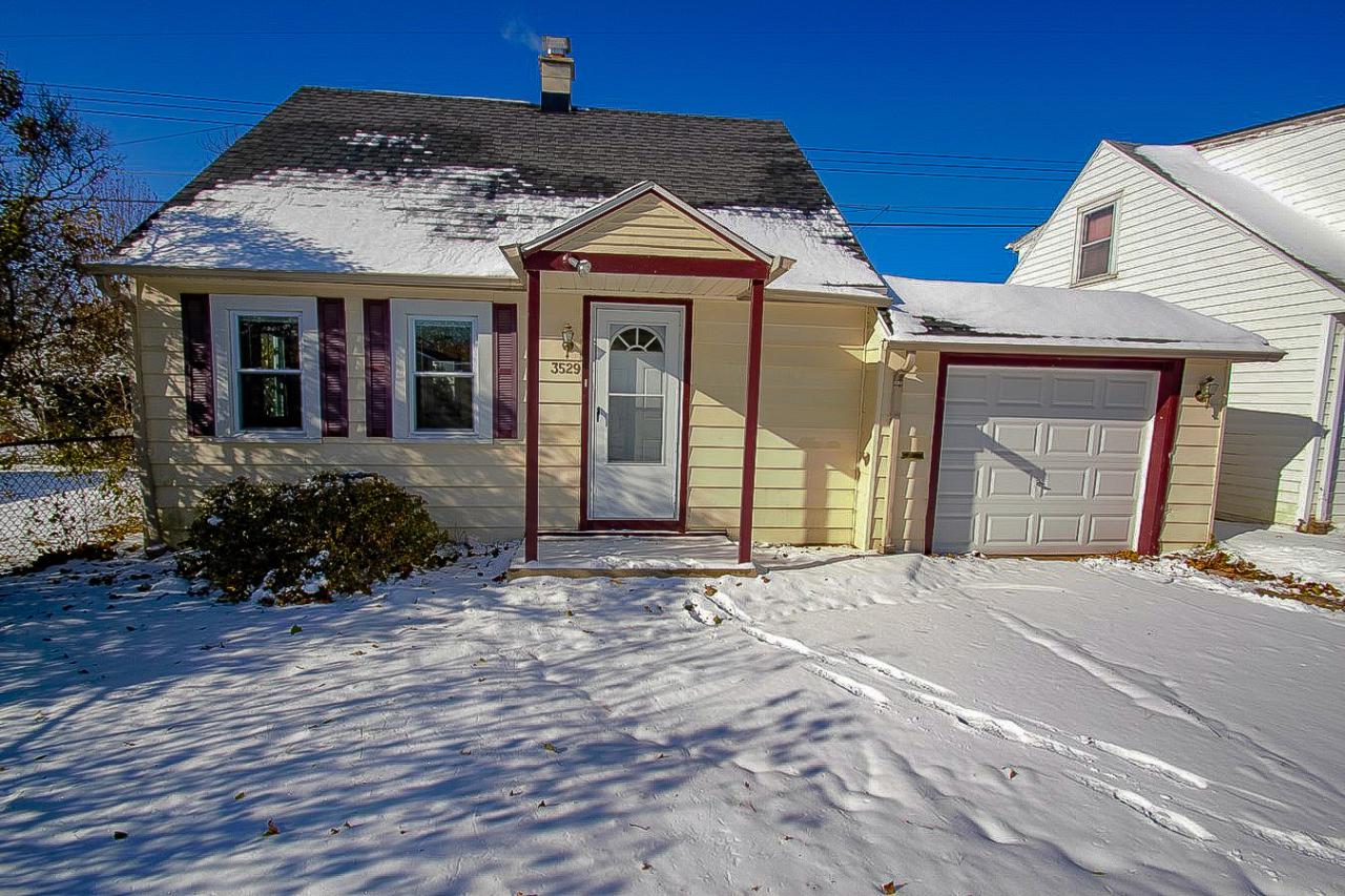 3529 N 97th St., Milwaukee, WI 53222