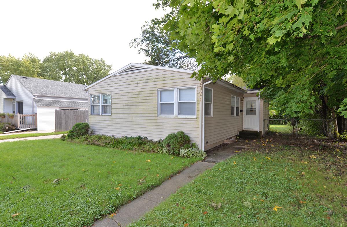 2921 Glendale Ave., Racine, WI 53403
