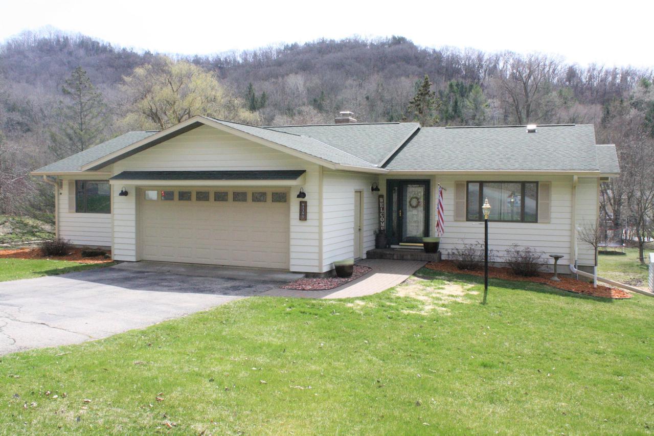 W5395 Boma Rd, Shelby, WI 54601