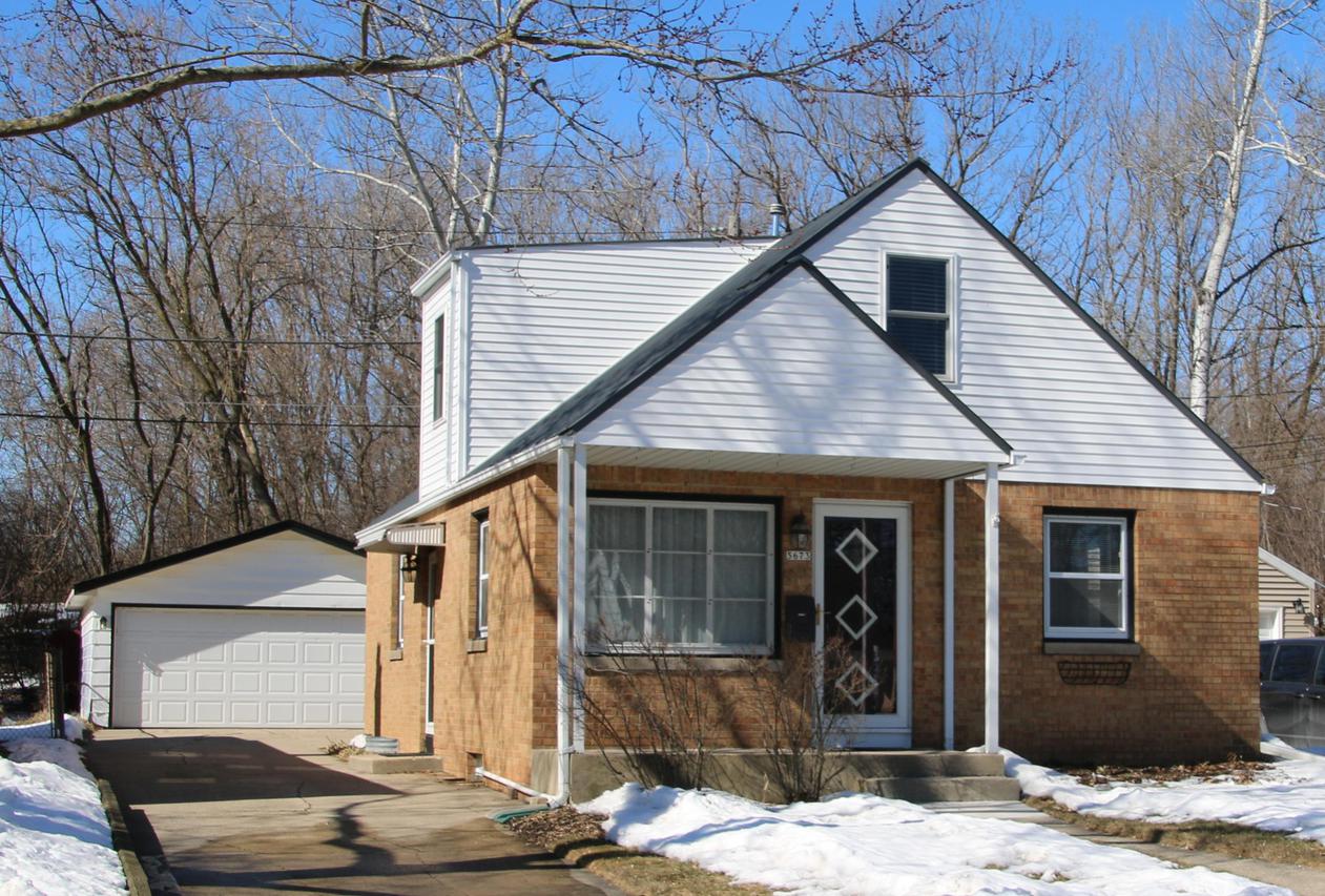 5673 N 27th St, Milwaukee, WI 53209