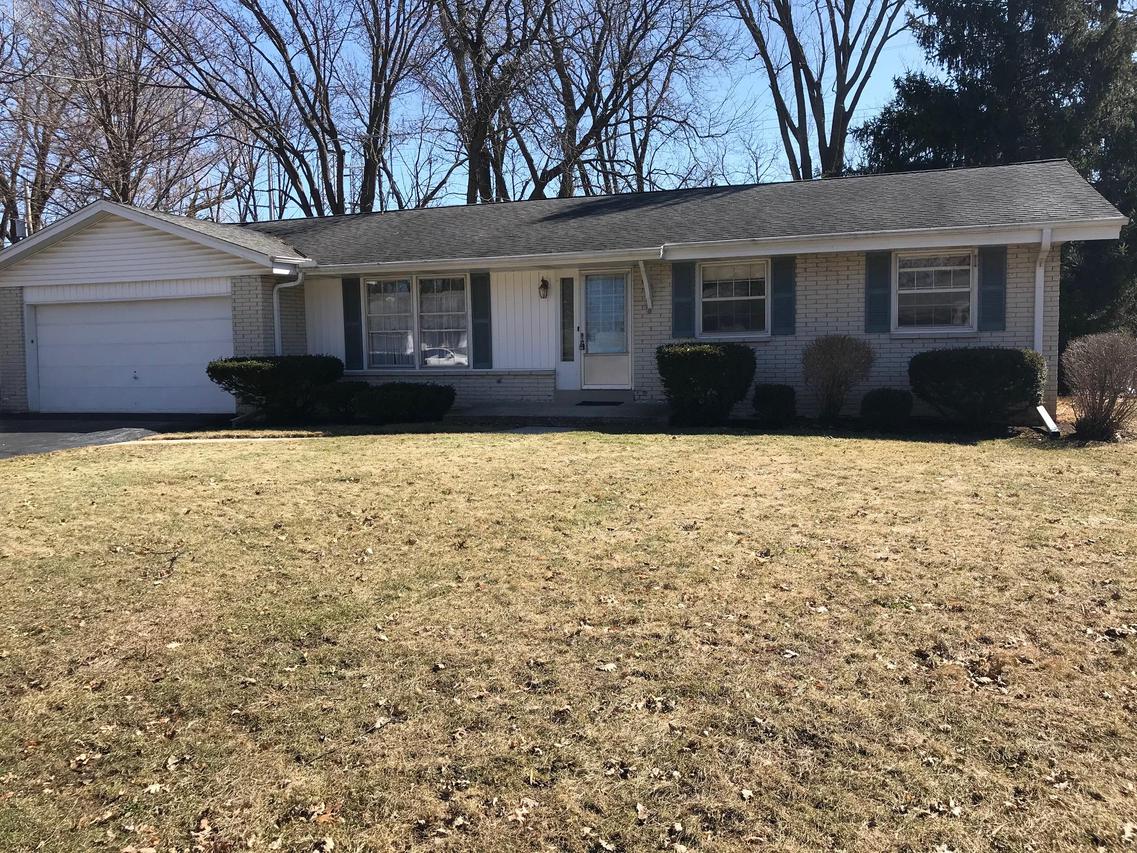 12035 W Diane Dr., Wauwatosa, WI 53226