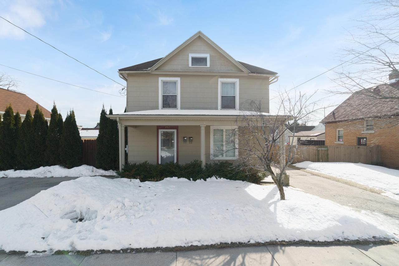 2107 Hamilton St., Manitowoc, WI 54220